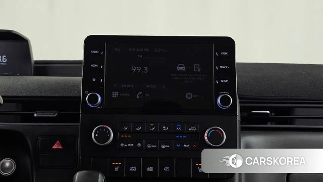 Hyundai Staria 2023 Желтый из Кореи, фото 4