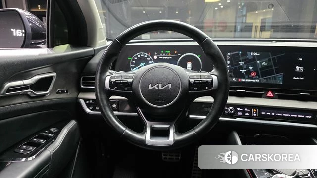 Kia Sportage 5th Generation Hybrid 2023 Черный из Кореи, фото 4