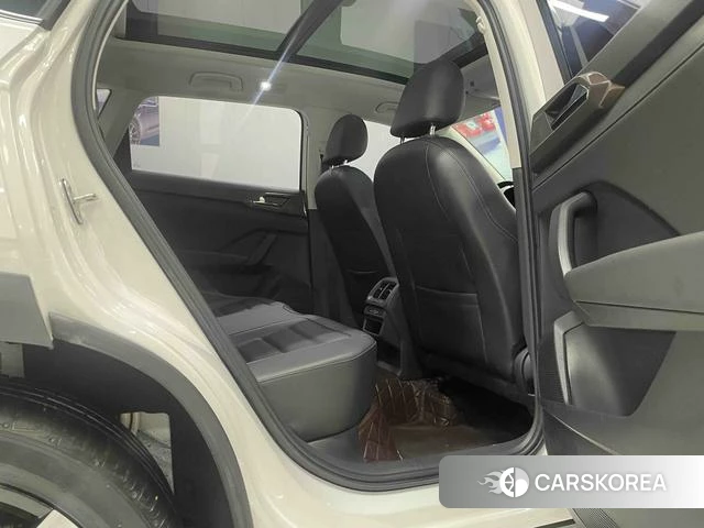 Volkswagen Tharu 2021 Белый из Китая, фото 4