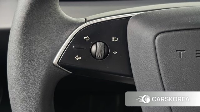 Tesla Model 3 2024 Красный из Кореи, фото 4