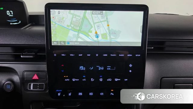 Hyundai Staria 2025 Серебристо-серый из Кореи, фото 4