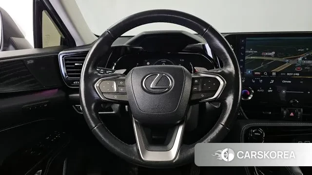 Lexus NX350h Second generation 2023 Белый из Кореи, фото 4
