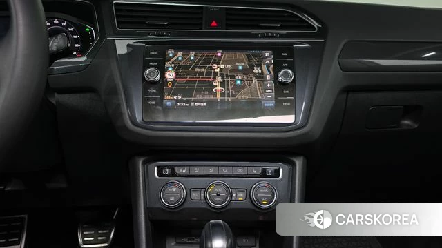 Volkswagen Tiguan second Generation 2020 Белый из Кореи, фото 4