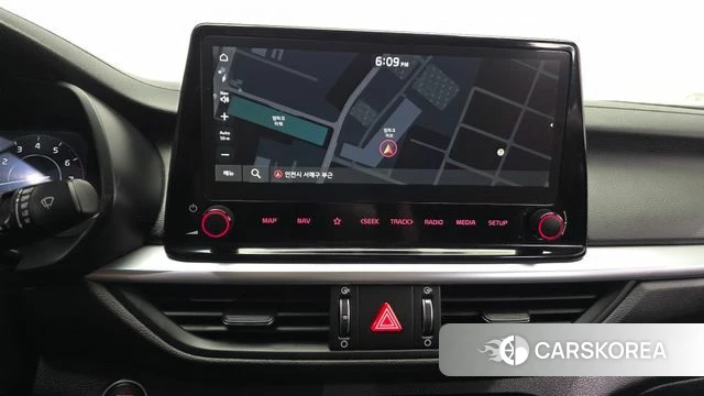 Kia The New K3 2nd generation 2023 Белый из Кореи, фото 4