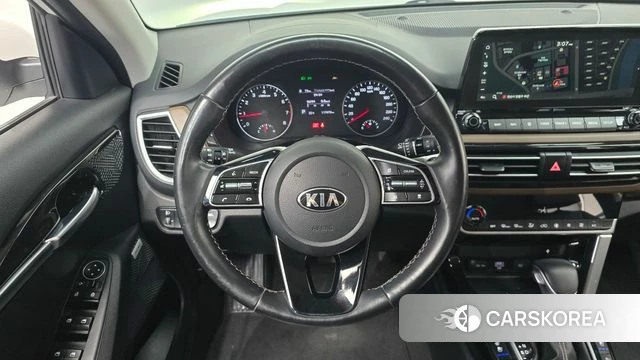 Kia Seltos 2021 Белый из Кореи, фото 4