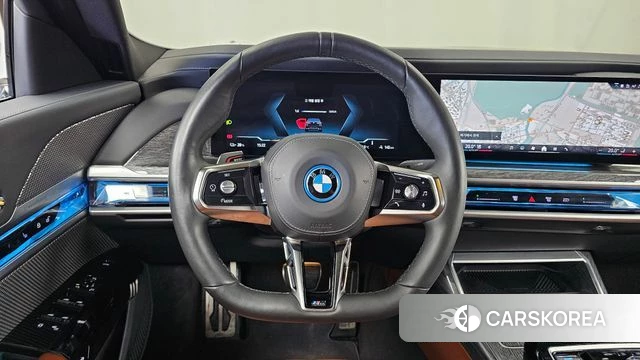 BMW i7 (G70) 2023 Черный из Кореи, фото 4