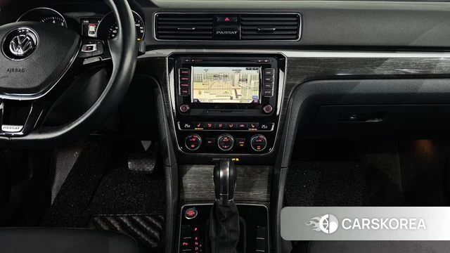 Volkswagen The New Passat 2018 Белый из Кореи, фото 4