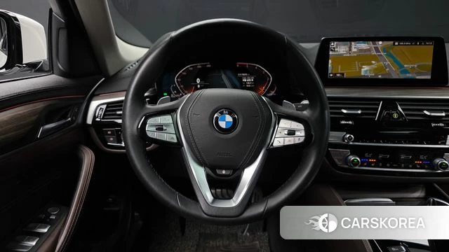 BMW 5 Series (G30) 2020 Белый из Кореи, фото 4