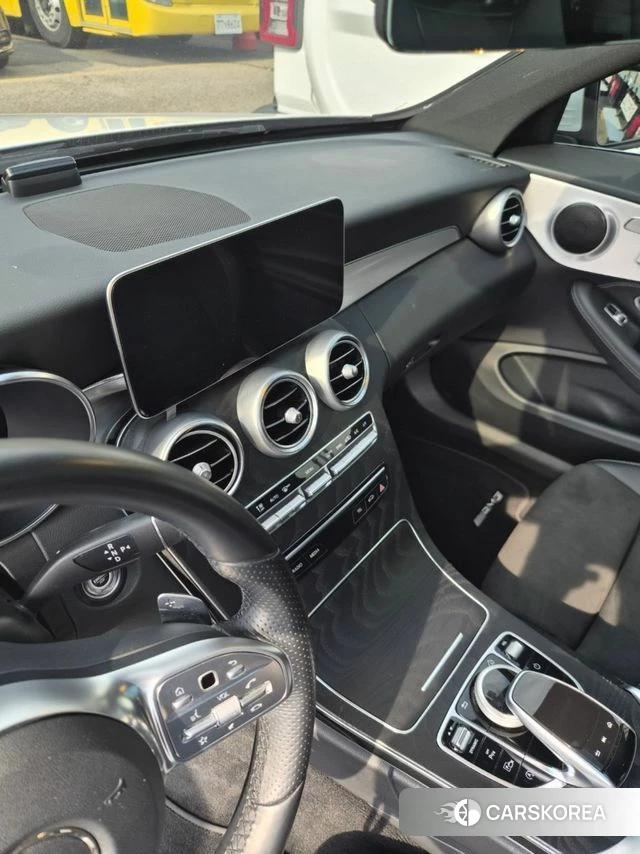 Mercedes-Benz C-Class W205 2021 Белый из Кореи, фото 4