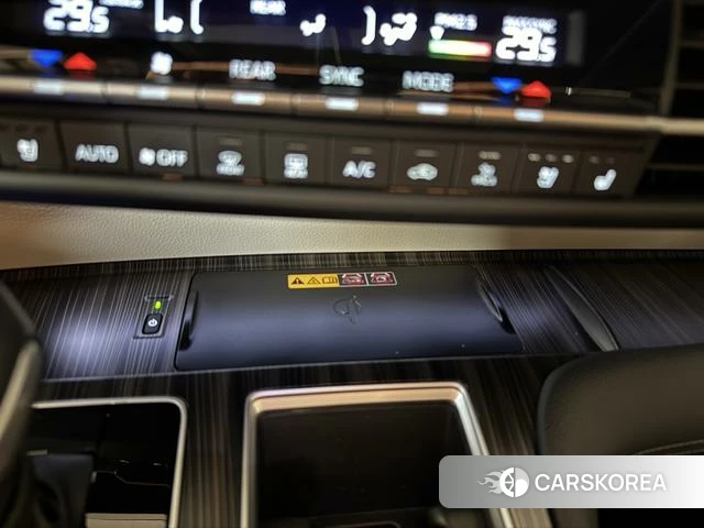Toyota Granvia 2024 Белый из Китая, фото 4