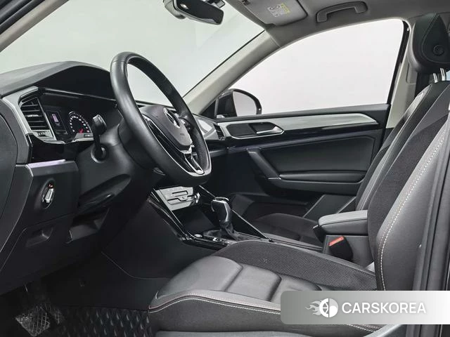 Volkswagen Tayron 2022 Темно-серый из Китая, фото 4