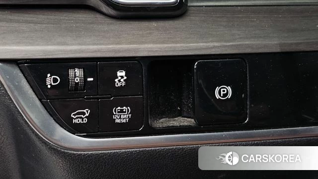 Kia Sportage 5th Generation Hybrid 2023 Черный из Кореи, фото 4