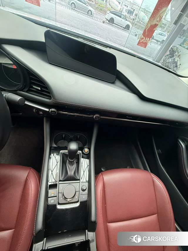 Mazda 3 2025 Белый из Китая, фото 4