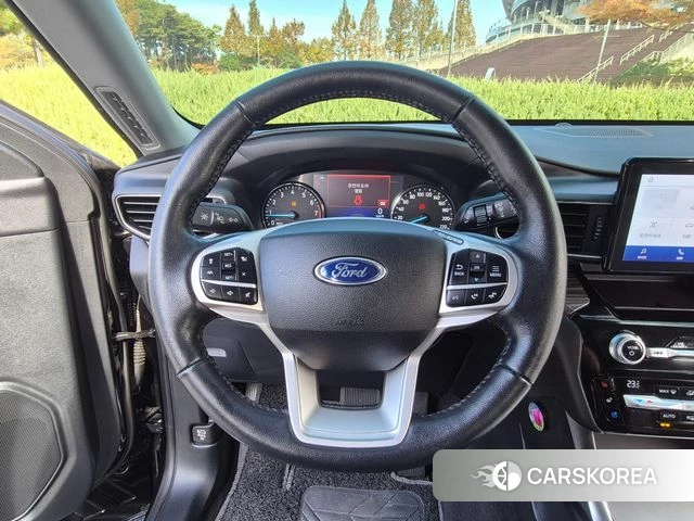 Ford Explorer 6th Generation 2021 Черный из Кореи, фото 4