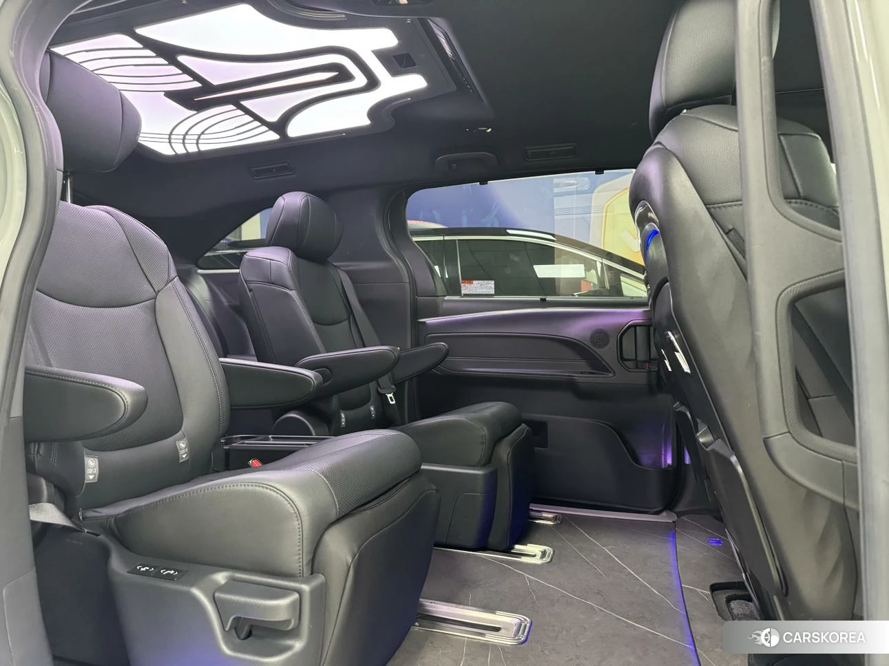 Toyota Sienna 2023 Белый из Китая, фото 4