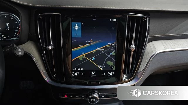 Volvo V60 Cross-Country 2nd Generation 2020 Серебристо-серый из Кореи, фото 4