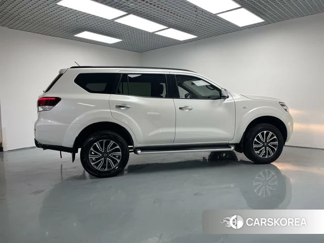 Nissan Terra 2021 Белый из Китая, фото 4