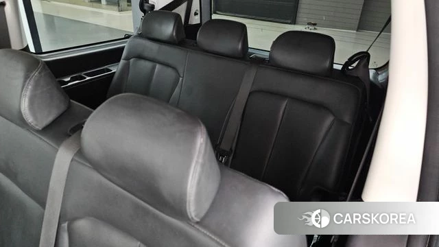 Hyundai Staria 2023 Серебристо-серый из Кореи, фото 4