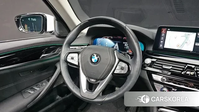 BMW 5 Series (G30) 2020 Белый из Кореи, фото 4