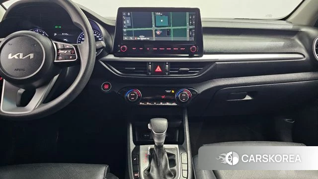 Kia The New K3 2nd generation 2021 Белый из Кореи, фото 4