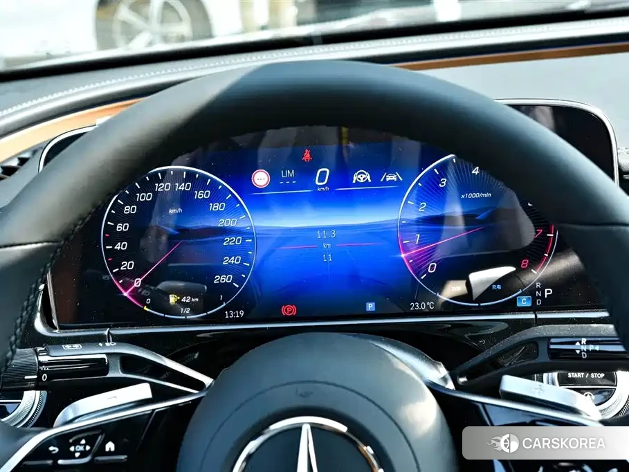 Mercedes-Benz E-Class 2026 Черный из Китая, фото 4