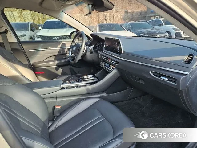 Hyundai Sonata (DN8) 2021 Серебристо-серый из Кореи, фото 4