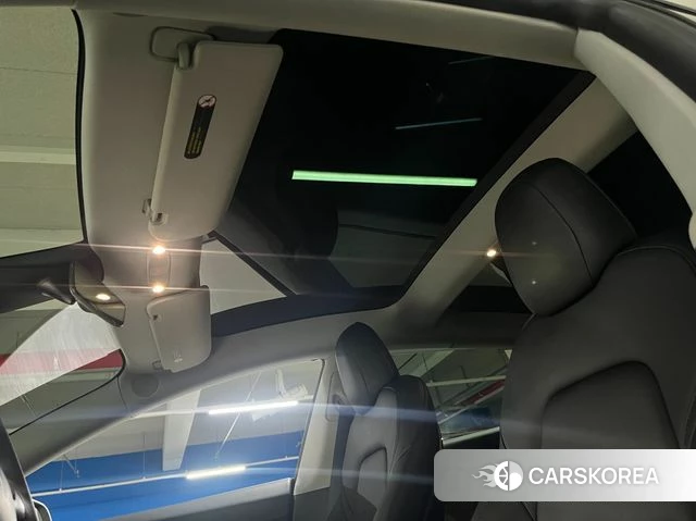 Tesla Model 3 2021 Белый из Кореи, фото 4