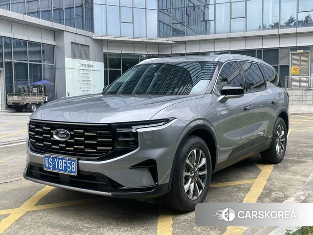 Ford Edge 2023 Серебристо-серый из Китая, фото 4