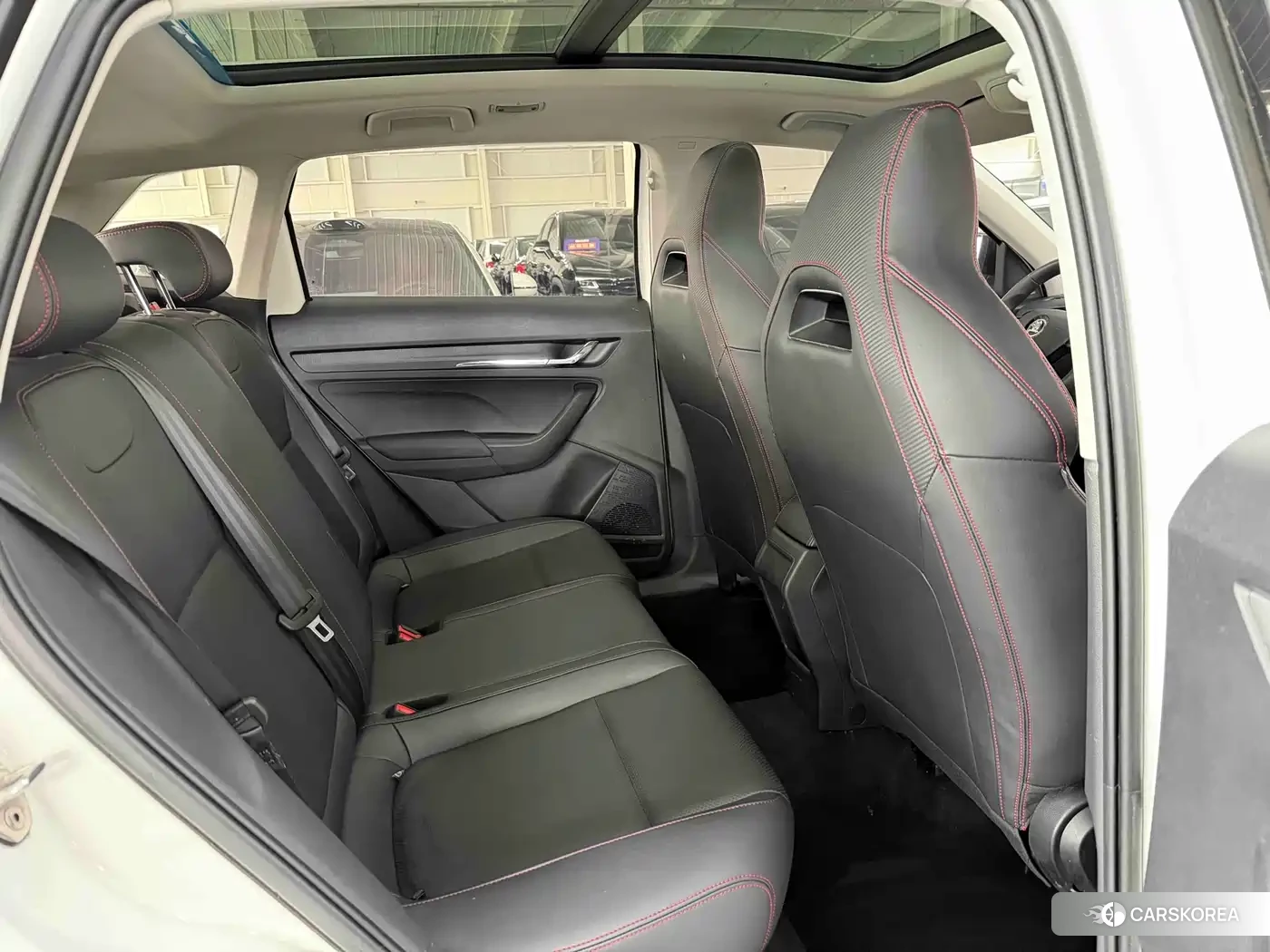 Skoda Kamiq 2023 Белый из Китая, фото 4