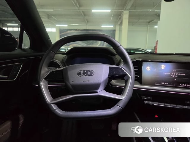 Audi Q4 e-Tron (F4) 2025 Синий из Кореи, фото 4