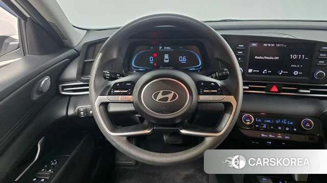 Hyundai The New Avante (CN7) 2023 Белый из Кореи, фото 4