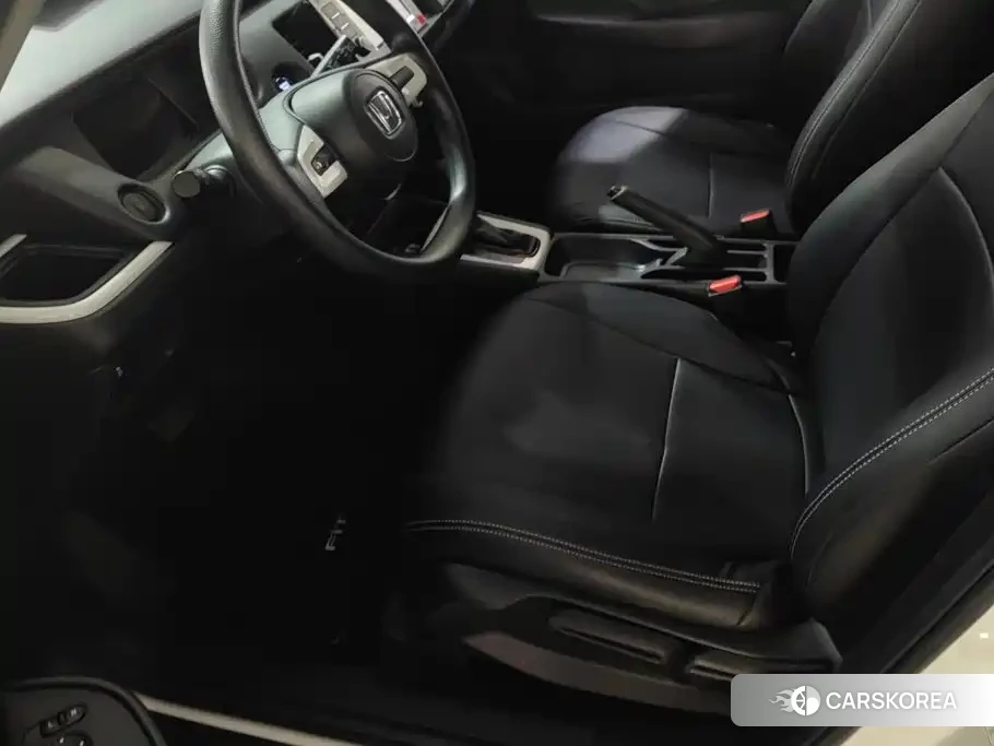 Honda Fit 2022 Белый из Китая, фото 4