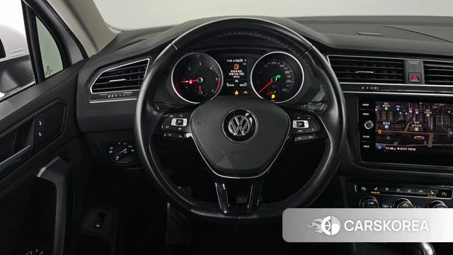 Volkswagen Tiguan second Generation 2020 Белый из Кореи, фото 4