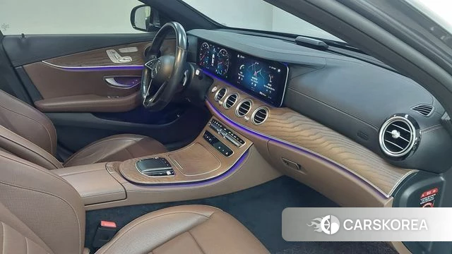 Mercedes-Benz E-Class W213 2020 Серый из Кореи, фото 4