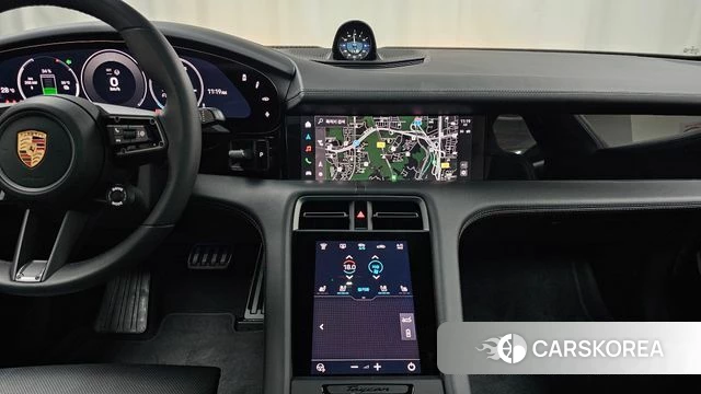 Porsche Taycan 2026 Серебряный из Кореи, фото 4