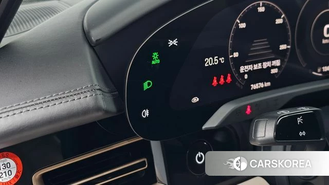 Porsche Taycan 2021 Белый из Кореи, фото 4