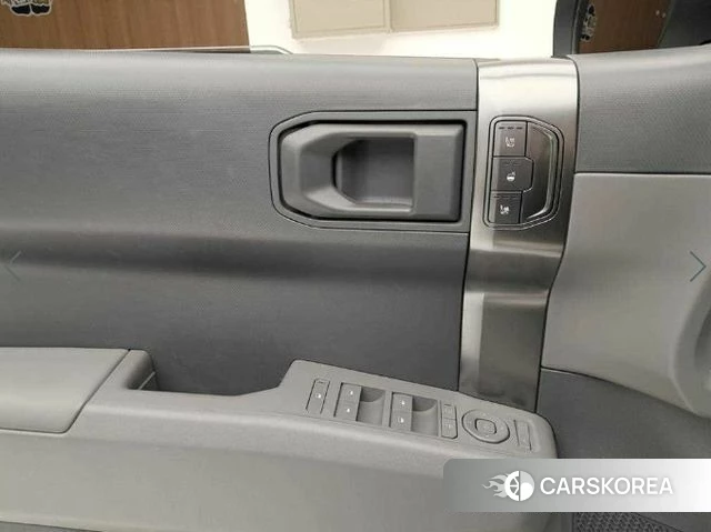Kia EV3 2024 Серебристо-серый из Кореи, фото 4