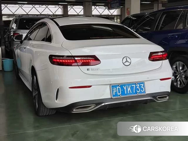 Mercedes-Benz E-Class 2022 Белый из Китая, фото 4