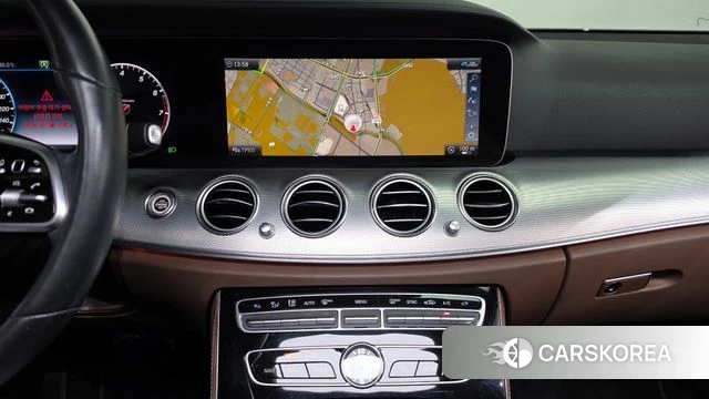 Mercedes-Benz E-Class W213 2019 Белый из Кореи, фото 4