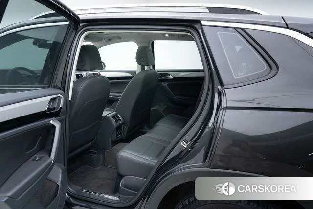 Volkswagen Tayron 2021 Черный из Китая, фото 4