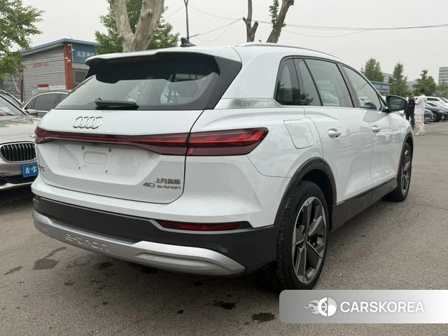 Audi Q5L 2022 Белый из Китая, фото 4