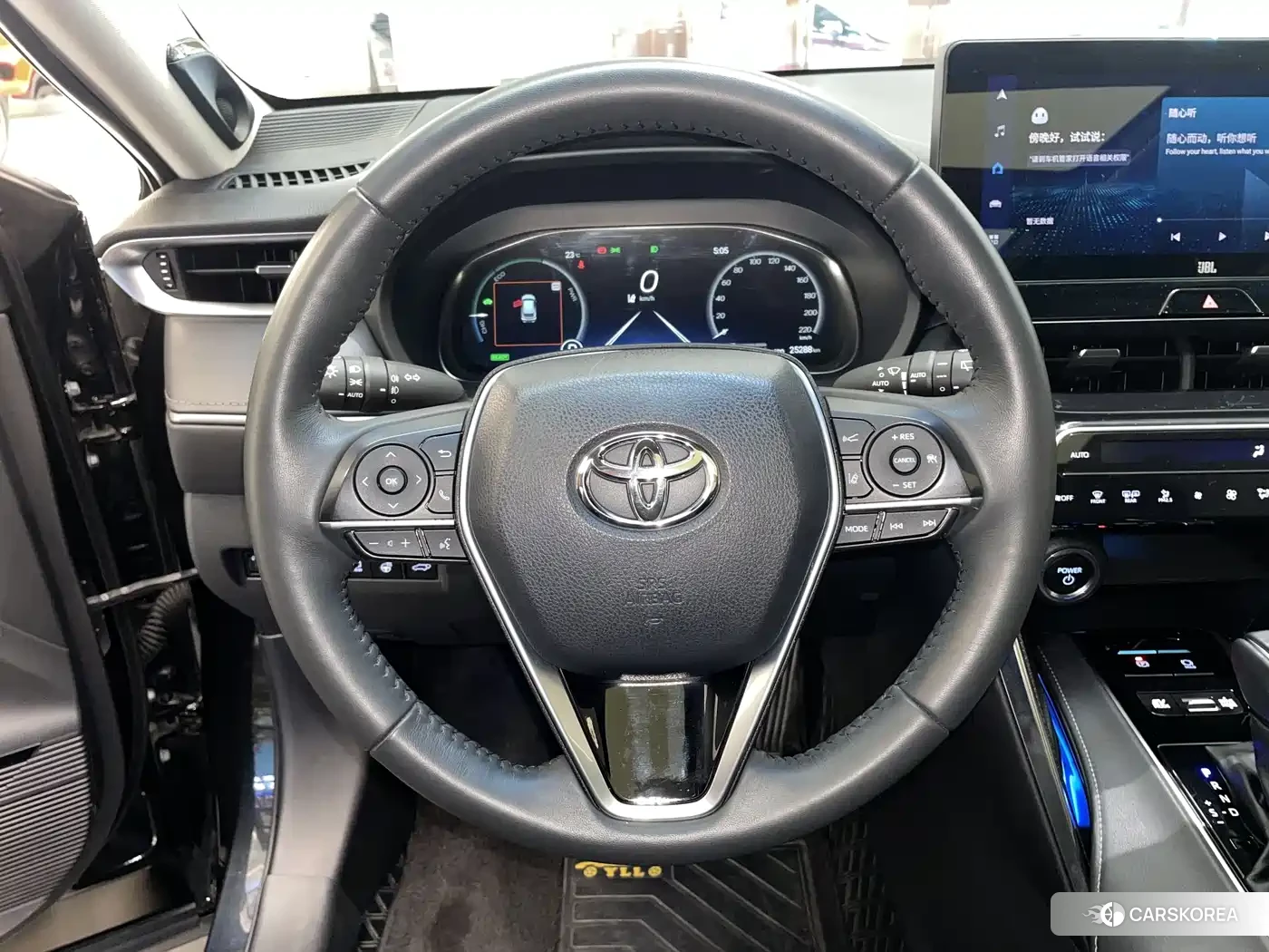 Toyota Venza 2023 Черный из Китая, фото 4