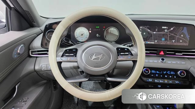 Hyundai The New Avante (CN7) 2023 Белый из Кореи, фото 4