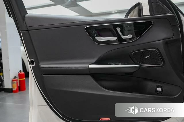 Mercedes-Benz C-class 2023 Белый из Китая, фото 4