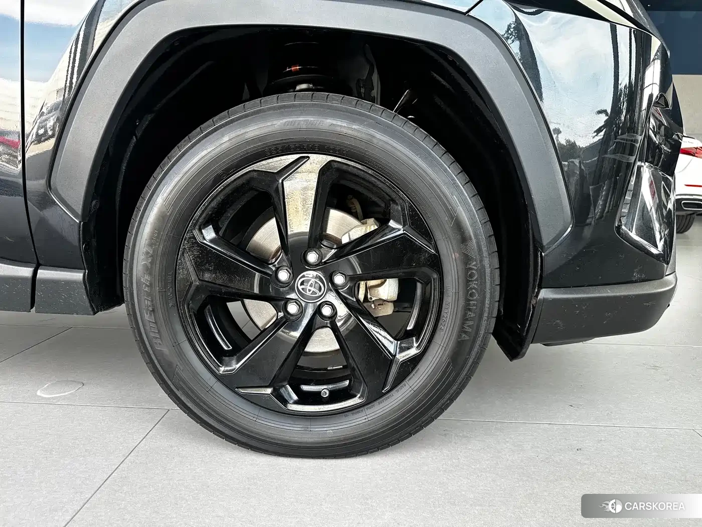 Toyota RAV4 2021 Черный из Китая, фото 4
