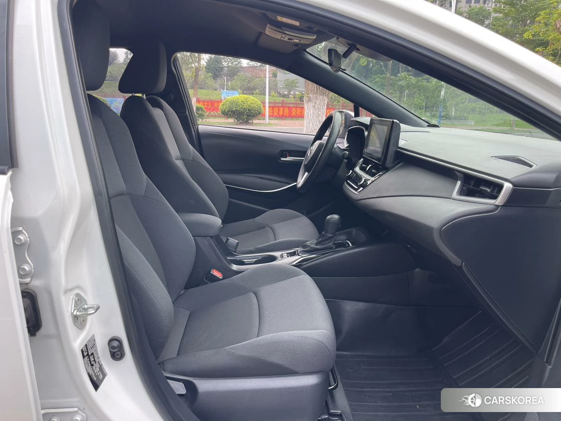 Toyota Levin 2020 Белый из Китая, фото 4