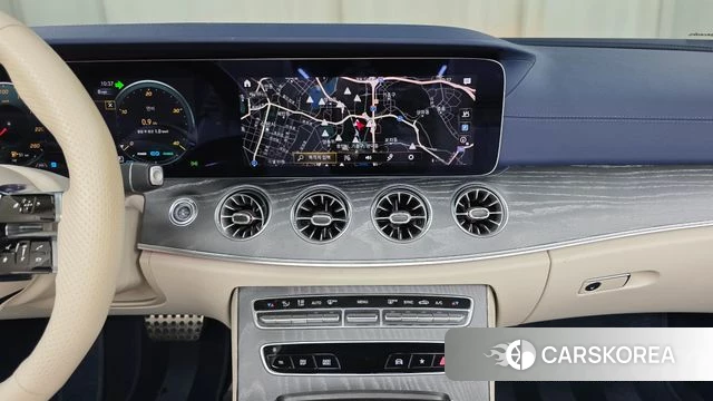 Mercedes-Benz E-Class W213 2022 Белый из Кореи, фото 4