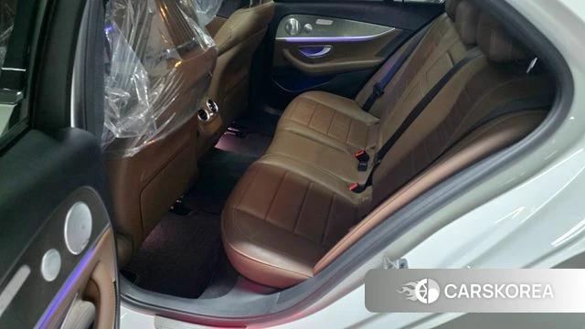 Mercedes-Benz E-Class W213 2019 Белый из Кореи, фото 4