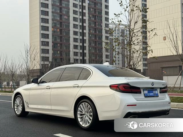 BMW 5 series 2021 Белый из Китая, фото 4