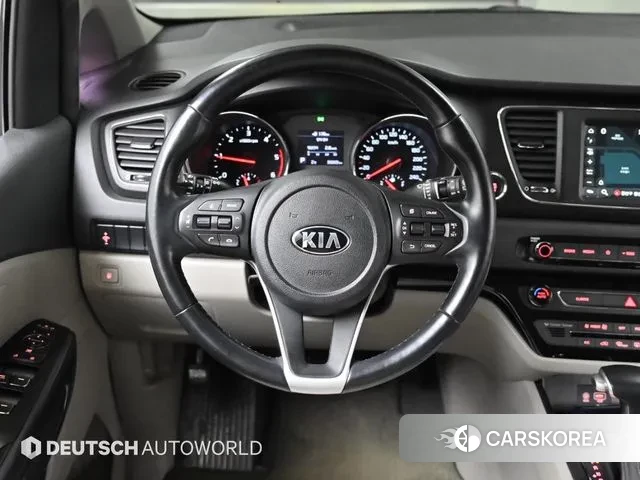 Kia The New Carnival 2019 Серебряный из Кореи, фото 4